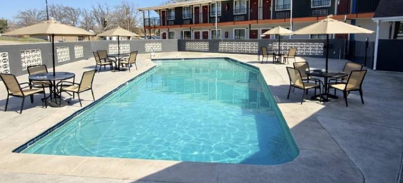 庞卡城美洲最佳价值酒店(Americas Best Value Inn Ponca City)图片