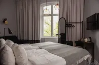 Home Hotel Borgen - Bãi đậu xe