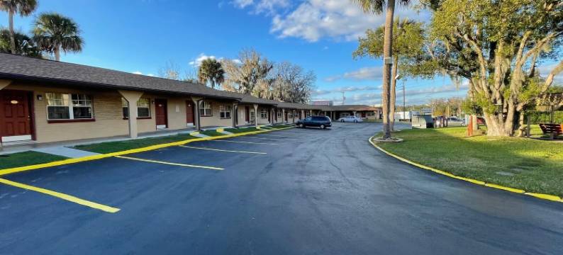 香格里拉奥卡拉和301号公路汽车旅馆(Shangri la Motel Ocala Near Hwy 301)图片