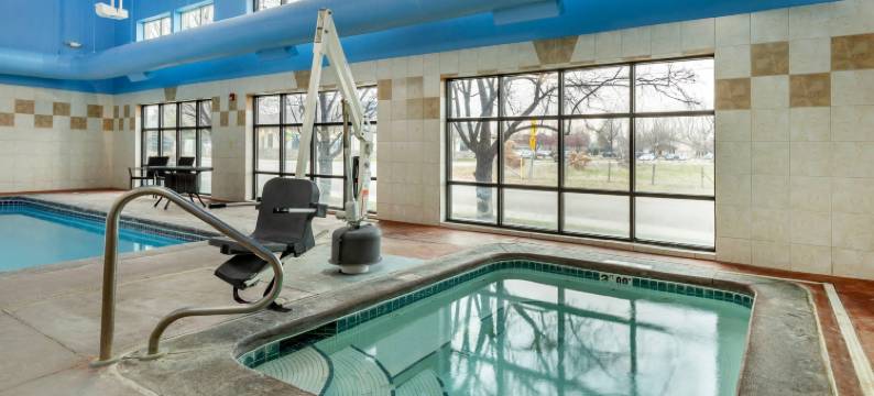 博伊西默尔迪恩舒适套房酒店(Comfort Suites Boise West Meridian)图片