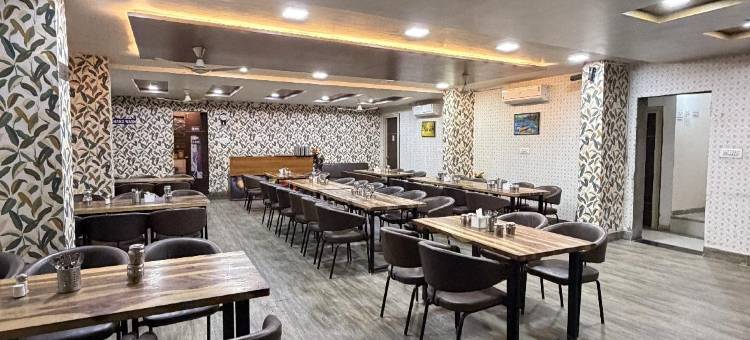 烛木酒店酒吧和餐厅(Hotel Candlewood Bar & Restro)图片