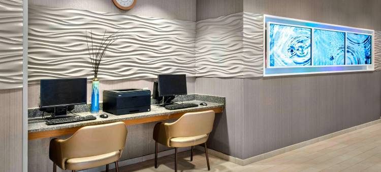长岛布莱克海文万豪SpringHill酒店(SpringHill Suites Long Island Brookhaven)图片