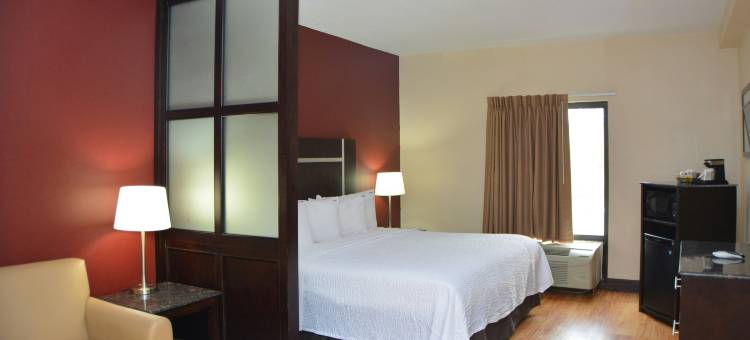查塔努加市中心红顶PLUS套房酒店(Red Roof Plus+ & Suites Chattanooga - Downtown)图片