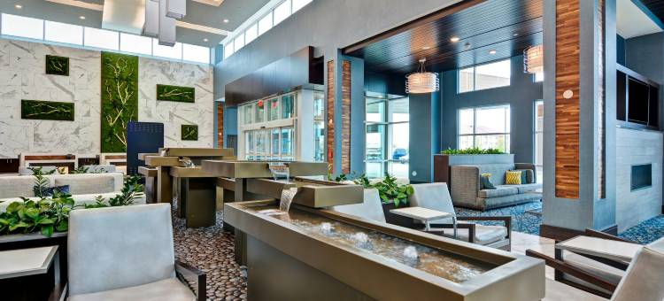 普兰菲尔德印第安纳波利斯机场希尔顿安泊酒店(Embassy Suites by Hilton Plainfield Indianapolis Airport)图片