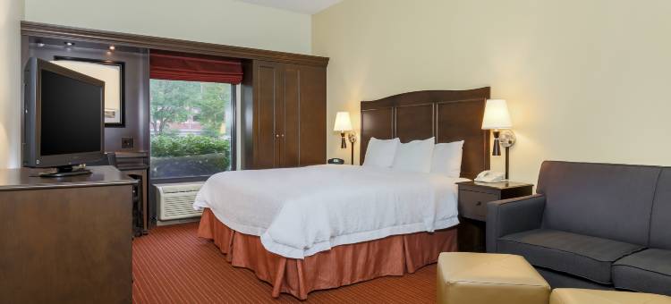 尚佩恩/厄巴纳希尔顿欢朋酒店(Hampton Inn Champaign/Urbana)图片