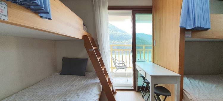 通英斯洛比民宿(Tongyeong Slobbie Guest House)图片