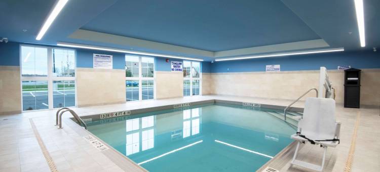 舒适套房酒店(Comfort Inn & Suites)图片