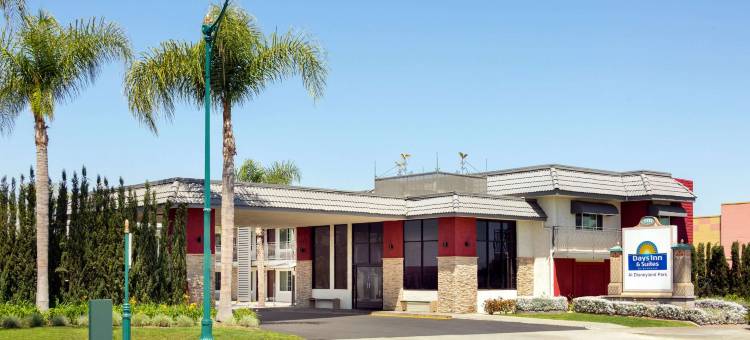 阿纳海姆迪士尼乐园戴斯套房酒店(Days Inn & Suites by Wyndham Anaheim at Disneyland Park)图片
