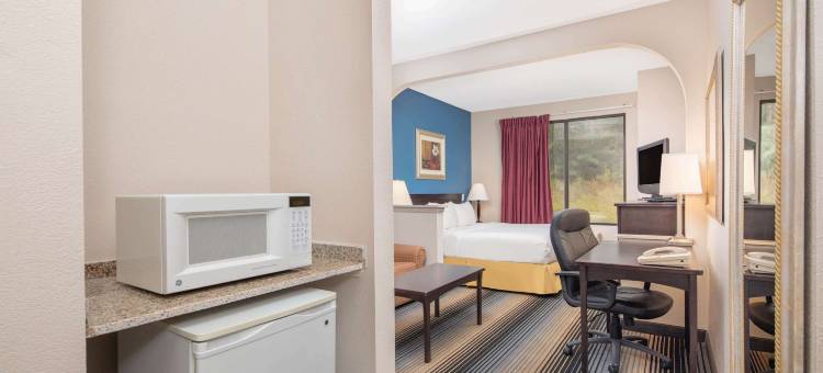 劳雷尔温德姆呗盟酒店(Baymont by Wyndham Laurel)图片