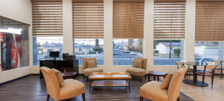 埃尔卡洪圣地亚哥东戴斯酒店(Days Inn by Wyndham San Diego-East/El Cajon)图片