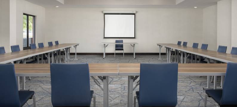 智选假日套房酒店诺克斯维尔的克林顿(Holiday Inn Express & Suites KNOXVILLE-CLINTON by IHG)图片