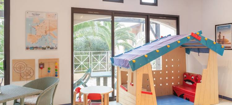 兰斯德普拉姆斯卡皮埃尔假日公寓式酒店(Résidence Pierre & Vacances L’Anse de Pramousquier)图片