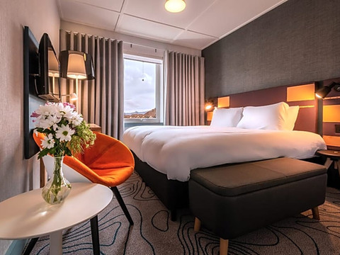 斯力加查恩酒店