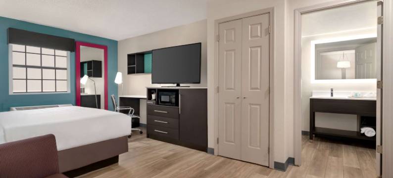 哥伦布机场区拉昆塔温德姆酒店(La Quinta Inn by Wyndham Columbus Airport Area)图片