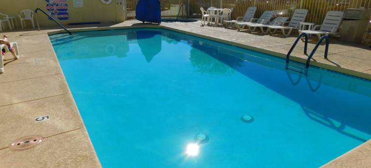 岛屿套房酒店(Island Suites)图片