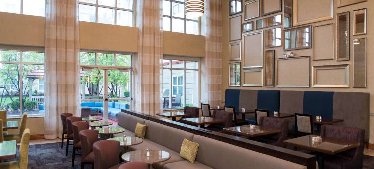 哥伦布机场Homewood套房酒店(Homewood Suites by Hilton Columbus - Airport)图片