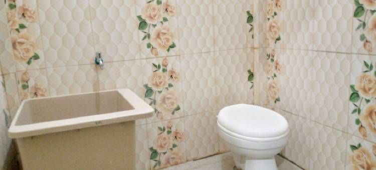 红色伙伴迪瓦伊斯兰家庭旅馆(Deeva Homestay Syariah RedPartner)图片