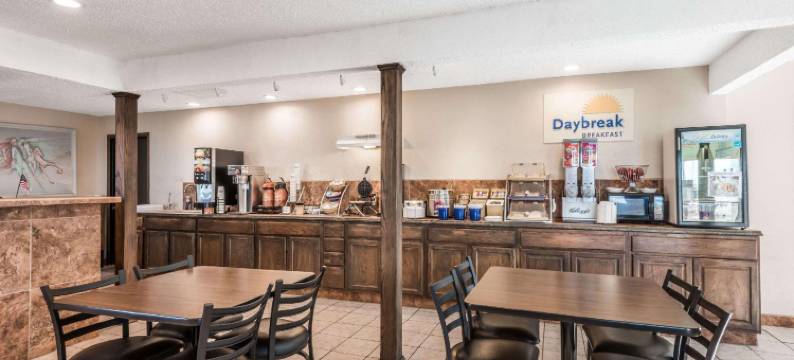 罗素戴斯酒店(Days Inn by Wyndham Russell)图片