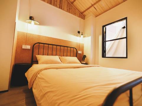 Casper特色民宿(蓬莱路分店)