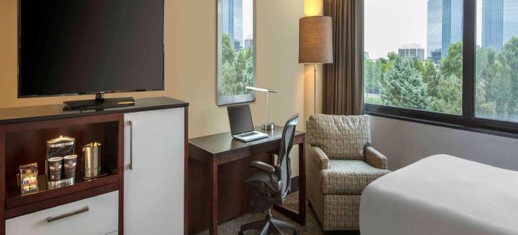 希尔顿逸林酒店芝加哥绍姆堡(DoubleTree by Hilton Hotel Chicago - Schaumburg)图片