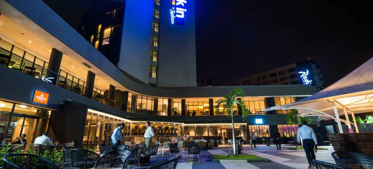 利伯维尔奥古曼皇宫丽笙酒店(Radisson Blu Okoume Palace Hotel)图片