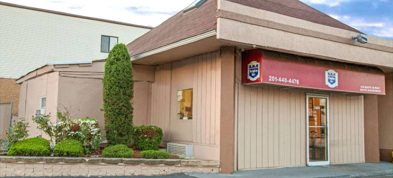 南哈肯萨克骑士酒店(Knights Inn South Hackensack)图片