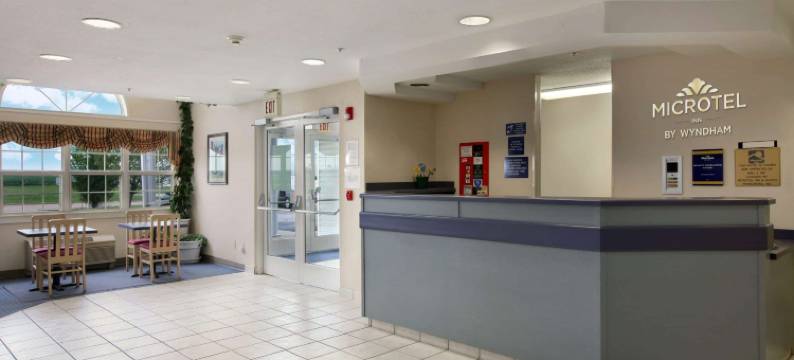 尚佩恩温德姆麦客达套房酒店(Microtel Inn by Wyndham Champaign)图片