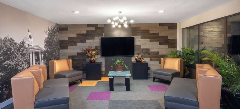 默夫里斯伯勒温德姆呗盟套房酒店(Baymont by Wyndham Murfreesboro)图片