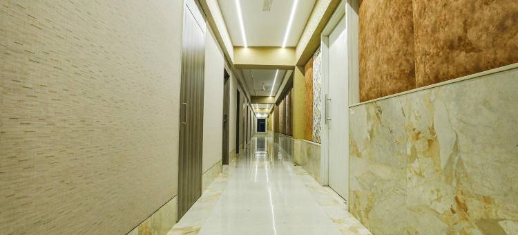 Fabhotel Prime 塞恩俱乐部(The Thane Club)图片