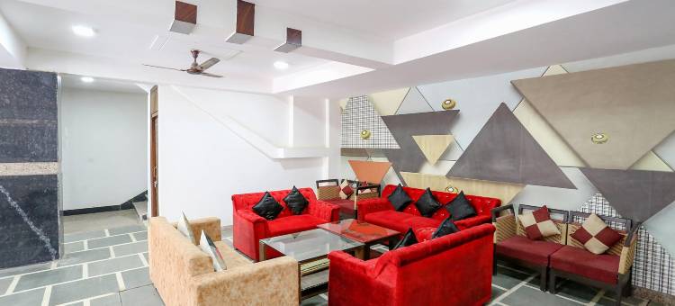 Fab酒店银皇冠(FabHotel New Silver Crown)图片