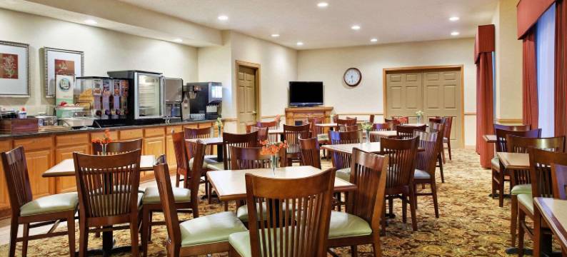 罗克福尔斯丽怡酒店(Country Inn & Suites by Radisson, Rock Falls, IL)图片