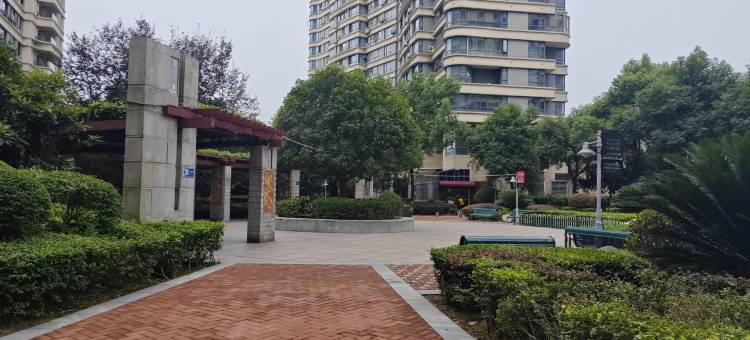 三峡客运港九码头万达中心医院宜昌公寓(夷陵大道分店)图片