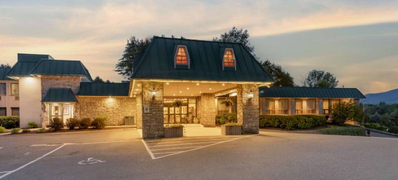 史托威沃特伯里贝斯特韦斯特优质酒店(Best Western Plus Waterbury - Stowe)图片