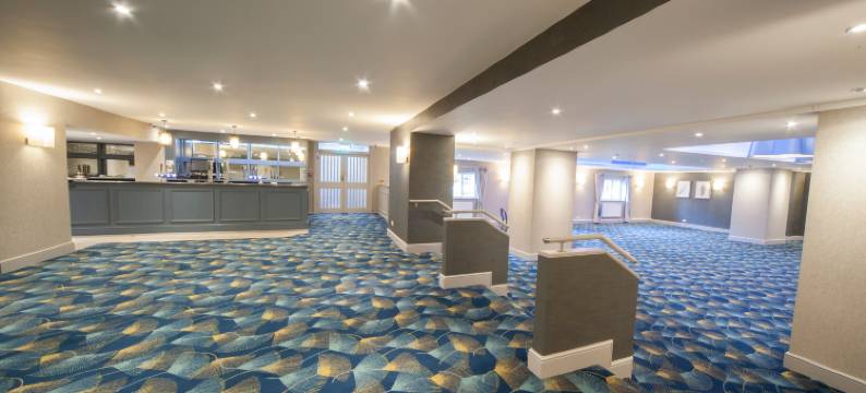 霍尔特酒店(The Holt Hotel)图片