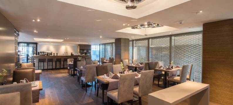 伊鲁斯特酒店 - 城市与当地(Hotel Illuster - Urban & Local)图片