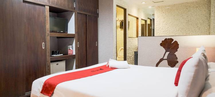 红多兹酒店-近芝卡朗力宝WaterBoom水上乐园(RedDoorz Near Waterboom Lippo Cikarang)图片