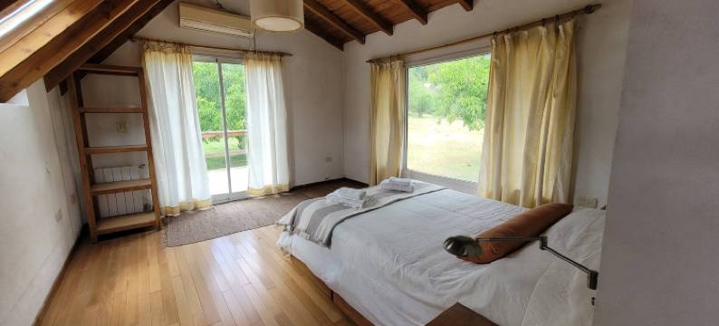 Esaki Farm Near El Bolson图片