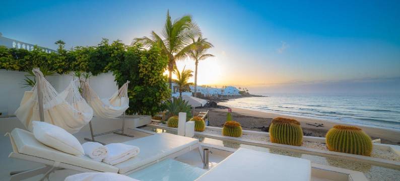 拉尼德豪华酒店 - 限成人(Lani's Suites de Luxe - Adults Only)图片