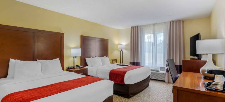 希尔斯维尔I-77舒适套房酒店(Comfort Inn & Suites Hillsville I-77)图片