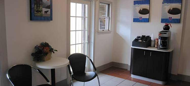 乔治湖豪生酒店(Howard Johnson by Wyndham Lake George)图片