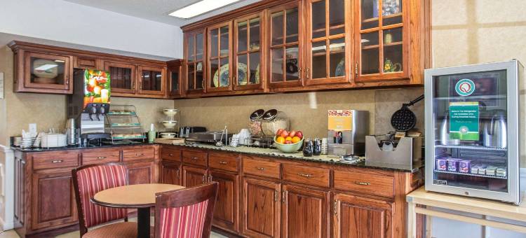 威恩斯波罗凯艺酒店(Quality Inn)图片