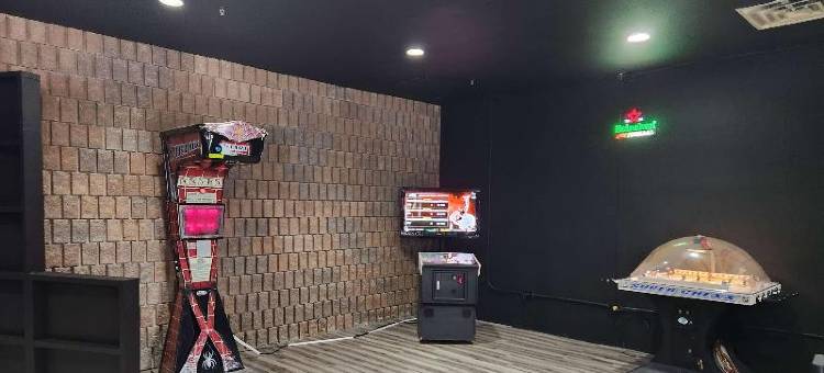 伦弗鲁温德姆戴斯酒店及会议中心(Days Inn by Wyndham Renfrew Conference Centre)图片