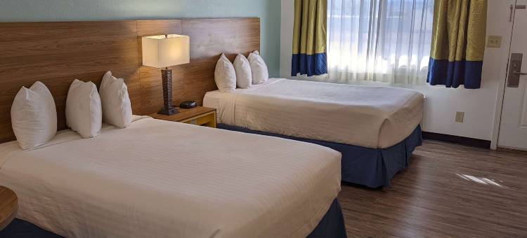 哈瓦苏湖城温德姆戴斯酒店(Days Inn by Wyndham Lake Havasu)图片