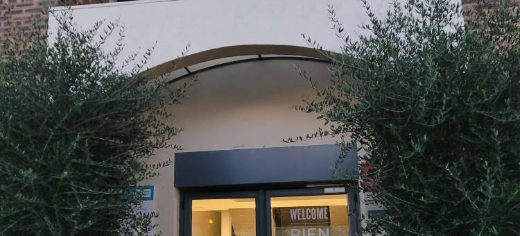 阿尔斯基里亚德直营酒店(Kyriad Arles)图片