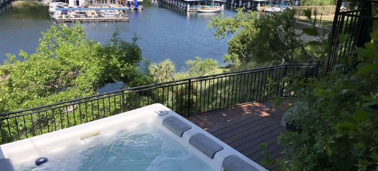 Lakeway Waterfront,  Lake Travis, Private Dock & Hot Tub图片