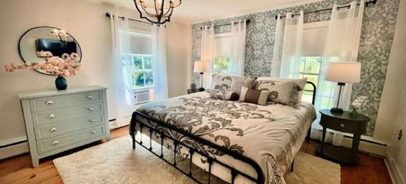 Sunset Chateau图片