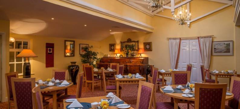 丁格尔贝纳尔斯酒店(Dingle Benners Hotel)图片