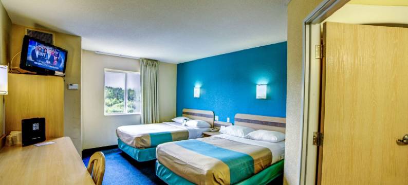 安大略省亨茨维尔6号汽车旅馆(Motel 6 Huntsville, on)图片