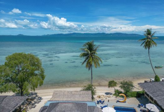 Absolute Beachfront Resort Hotel Overview