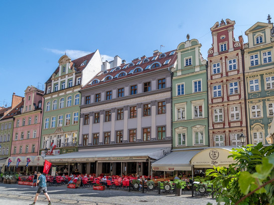 新卢克斯公寓酒店